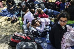 وزيرة التعليم الألمانية تتعهد بمساعدة الجامعات في دمج اللاجئين بالمنظومة العلمية