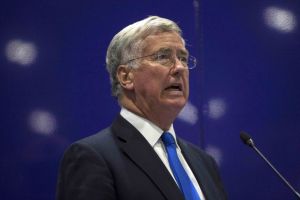 بريطانيا تقول إن غاراتها قتلت 330 من مسلحي 'داعش'