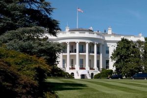 المتحدث باسم البيت الأبيض: لا يوجد حل عسكري للأزمة في سوريا