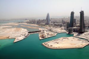 طقس البحرين: حار نسبياً خلال النهار والرياح متقلبة الاتجاه