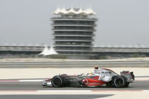 البحرين تنال شرف تنظيم سباق الفورمولا 1 بأذربيجان 2016