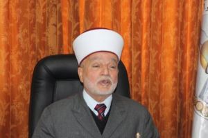 مفتي القدس يستنكر 'محاولات طمس الهوية' في المدينة