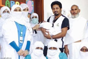 السعودية : 'محمد علي' أصغر ضيف في مشعر منى لهذا العام