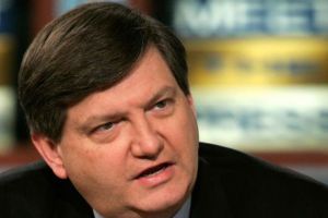 رايزن في «ادفع أي ثمن»: سوء الإنفاق والفساد في عهدي بوش وأوباما