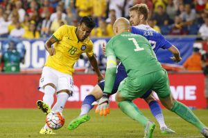رافينيا يعتذر عن المشاركة مع المنتخب البرازيلي