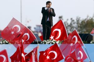 داود أوغلو: الصمت حيال ما يحدث في الأقصى فقدان للشعور الإنساني