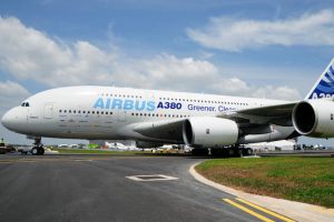 أوكرانيا تحظر رحلات شركات طيران روسية... وموسكو: سنضطر إلى اتخاذ إجراءات انتقامية