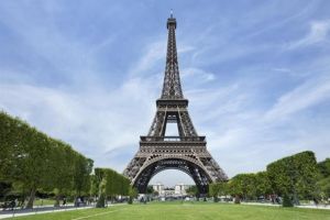 باريس خالية من السيارات ليوم واحد غداً الأحد