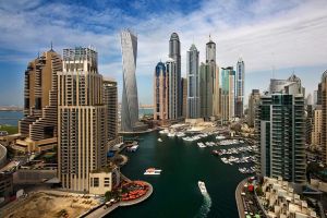 بسبب غلاء أسعار المساكن شراءً وتأجيراً... وافدون ينزحون من دبي نحو الضواحي.. والشارقة