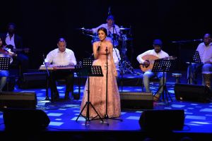 حفل الفنانة الأردنية عريب حمدان، مساء أمس (الاثنين) في الصالة الثقافية، ضمن فعاليات هيئة البحرين للثقافة والآثار بمناسبة عيد الأضحى المبارك 