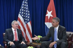 أوباما وكاسترو يلتقيان بالأمم المتحدة مع سعي بلديهما لتحسين العلاقات