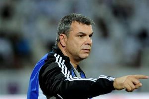 مدرب الأهلي الإماراتي يؤكد أن التأهل للمباراة النهائية لم يحسم بعد