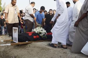 شاهد الصور... أهالي مدينة صفوى'الشرقية' يشيعون فقيد الحج مرتضى الأسعد