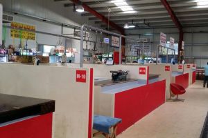 شاهد الصور... توقف سوق المحرق المركزي عن شراء وبيع اللحوم