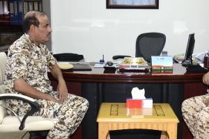القائد العام يقوم بزيارة تفقدية إلى عدد من وحدات قوة دفاع البحرين