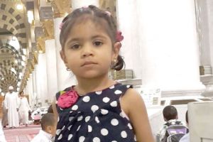 عائلة الحواج تحتفل بعيد ميلاد طفلتها «حنين»