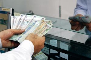 «HSBC»: تراجع سيولة مصارف الإمارات لسحب ودائع حكومية