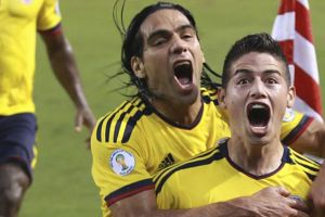 جيمس وفالكاو يتصدران قائمة كولومبيا لمباراتي بيرو وأوروغواي