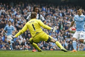 أغويرو يصنع التاريخ ويقود مانشستر سيتي لسحق نيوكاسل