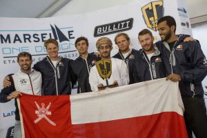 عُمان يتوج بطلاً للنسخة الأولى في سباقات جي.سي32 الشراعية