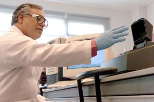 جامعة البحرين تدشِّن مشروع جوائز للأكاديميين الباحثين