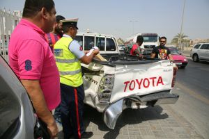 شاهد الصور... إصابة بحريني بتصادم 4 مركبات بالقرب من مدخل جبلة حبشي