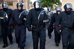 الشرطة الألمانية تفض مظاهرة غير مصرح بها مناهضة للهجرة