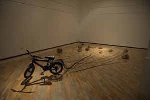 مركز الفنون يقيم حلقة نقاشية غداً حول معرض 'إيقاع مجرد'	