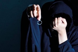 عبارة 'اسكت على شحم' تتسبب في طلاق سعودية