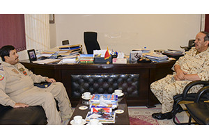 القائد العام يتفقد إحدى وحدات 'الدفاع' ويطلع على الجهوزية العسكرية