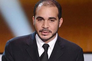 الأمير علي بن الحسين يرشح نفسه رسمياً لرئاسة الفيفا