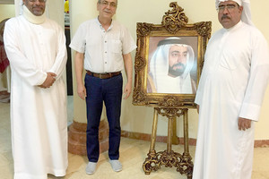 الفنان علي باقر يزور الهيئة العربية للمسرح بالشارقة