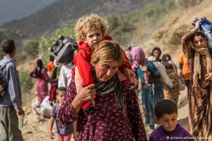 امرأة إيزيدية هربت من مقاتلي 'داعش': الأزمة ستقوينا