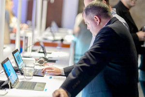 'جارتنر' تشير إلى تراجع معدل الشحنات العالمية من الكمبيوترات الشخصية