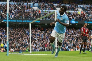 بوني مهاجم مانشستر سيتي أصيب بالملاريا قبل انطلاق الموسم