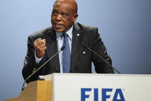 سيكسويل سيترشح لرئاسة الفيفا