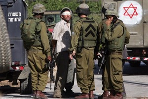 تقرير فلسطيني: إسرائيل اعتقلت 1250 فلسطينيا منذ مطلع أكتوبر