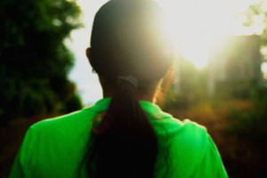 قصة خادمة فلبينية اغتصبت وحملت وخشيت من سجنها في الإمارات