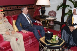 القائد العام يبحث الاهتمام المشترك مع وزير الدفاع العراقي