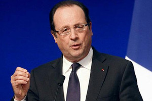 وصول الرئيس الفرنسي الى الصين