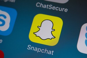'سناب شات' تؤكد خصوصية الصور الخاصة