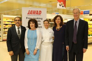 استقبل رئيس مجلس إدارة جواد للإعمال التجارية فيصل جواد السفير الأمريكي لدى البحرين خلال فعالية دروس في الطهي