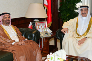 حميدان يبحث مع السفير الإماراتي تبادل الخبرات في تطوير أنظمة سوق العمل