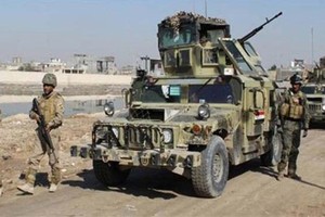  العراق:  جهاز مكافحة الإرهاب يدخل معسكر الورار في الانبار