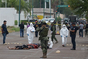 العثور على جثث خمسة رجال في بلدة حدودية بشمال المكسيك