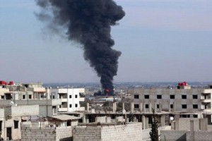 إصابة 3 سوريين جراء سقوط قذيفة صاروخية بوسط دمشق