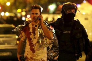 5 عرب بين 20 أجنبيا قتلوا في هجمات باريس