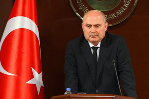 تركيا تستبعد دخول قواتها سورية والاسد لن يترشح في الانتخابات بعد المرحلة الانتقالية