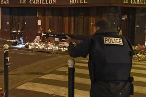 'الجارديان': صغر سن منفذي هجمات باريس 'أمر صادم'