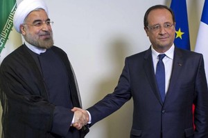 هولاند وروحاني يشددان على 'أهمية' المفاوضات بشان سورية